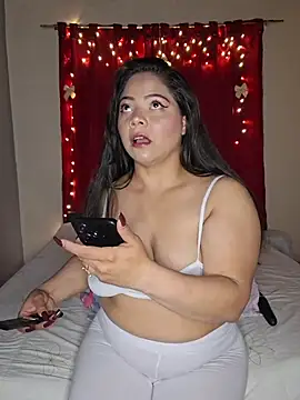 Snapshot of ROUSSE_SINCLAIR chatting on March 25, 2026, 2:17 am ROUSSE SINCLAIR online show from March 25, 2026, 2:17 am