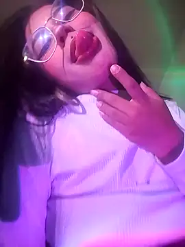 Caticasquirtt online show from March 19, 2026, 10:47 pm