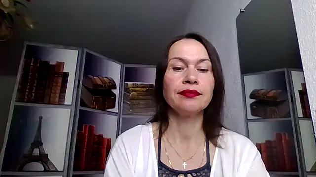 Selena Moo online show from April 15, 2026, 7:26 am