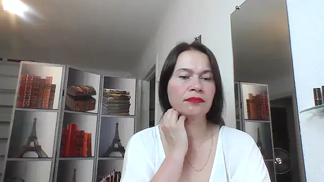 Selena Moo online show from June 7, 2026, 9:35 am