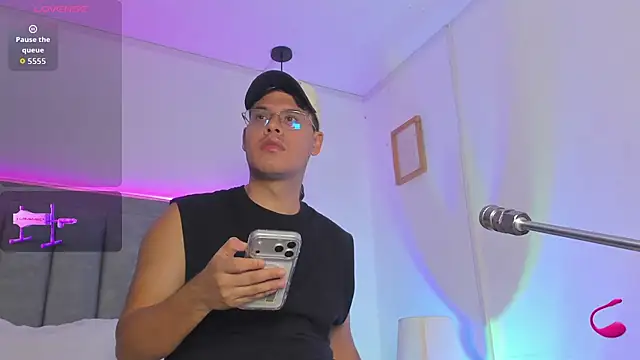 Liam ruse online show from June 25, 2026, 8:46 pm