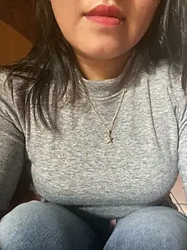 Annaxyz online show from March 22, 2026, 7:34 am