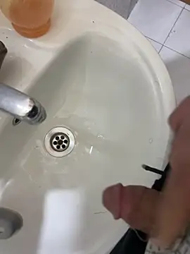 Snapshot of yassineamri chatting on March 22, 2026, 12:52 pm yassineamri online show from March 22, 2026, 12:52 pm