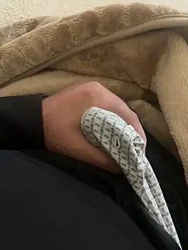 Snapshot of yassineamri chatting on April 14, 2026, 5:52 pm yassineamri online show from April 14, 2026, 5:52 pm