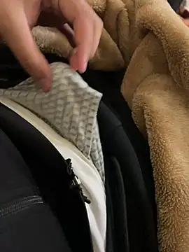 Snapshot of yassineamri chatting on April 15, 2026, 7:43 pm yassineamri online show from April 15, 2026, 7:43 pm