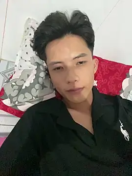 Snapshot of Nguyencuong1999 chatting on April 13, 2026, 10:37 pm Nguyencuong1999 online show from April 13, 2026, 10:37 pm