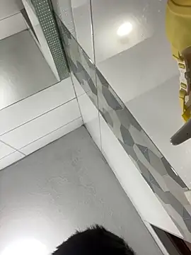 Piero 1369 online show from March 21, 2026, 3:33 am