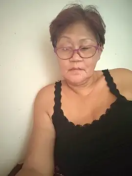 Sunflower1956 online show from June 18, 2026, 7:52 am