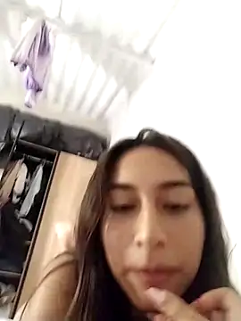 Sexy sara outdoorss online show from March 29, 2026, 6:24 am