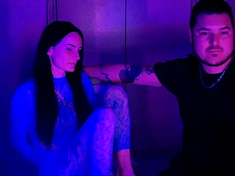 Snapshot of RavenXNoir chatting on April 4, 2026, 9:01 pm RavenXNoir online show from April 4, 2026, 9:01 pm