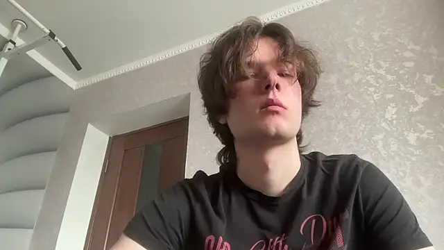 tomasdickpick online show from May 14, 2026, 8:10 am
