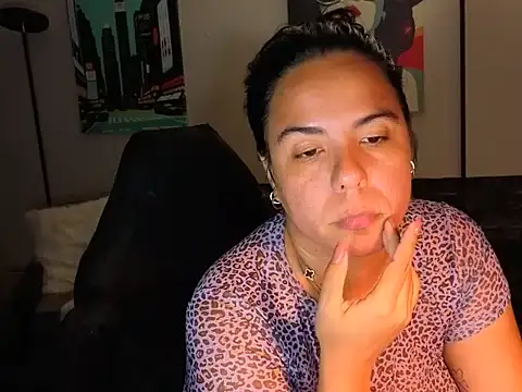 HannaJonns online show from June 18, 2026, 7:19 am
