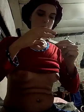 brendinhax2 online show from April 5, 2026, 6:21 am