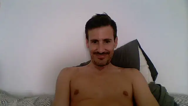 Snapshot of Saori_K chatting on July 4, 2026, 10:43 am Saori K online show from July 4, 2026, 10:43 am
