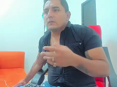 danisttar online show from March 23, 2026, 6:12 pm