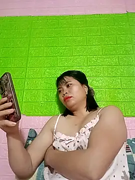 Snapshot of Dumi_009 chatting on April 26, 2026, 7:39 am Dumi 009 online show from April 26, 2026, 7:39 am