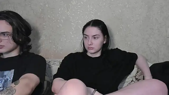 Snapshot of muuur_love231 chatting on April 20, 2026, 5:59 pm muuur love231 online show from April 20, 2026, 5:59 pm