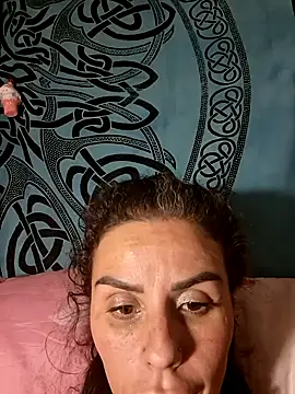 chiquitilla41 online show from April 16, 2026, 2:23 am