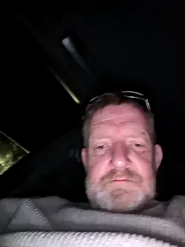 Notiesfuk online show from May 8, 2026, 10:04 pm