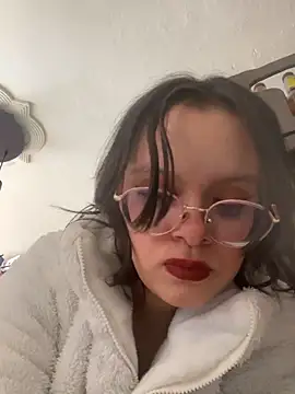 Snapshot of samantha_dulce chatting on March 24, 2026, 8:14 pm samantha dulce online show from March 24, 2026, 8:14 pm