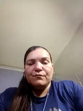 Snapshot of Zuleyka_69 chatting on April 17, 2026, 9:07 pm Zuleyka 69 online show from April 17, 2026, 9:07 pm