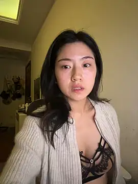 Snapshot of Olivia_PINK0322 chatting on May 1, 2026, 1:59 pm Olivia PINK0322 online show from May 1, 2026, 1:59 pm