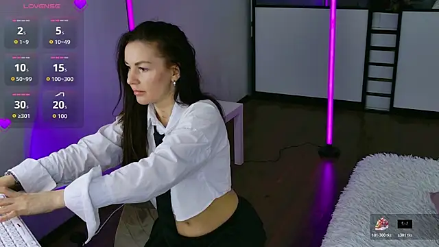 purrAmelinaa online show from May 13, 2026, 12:13 pm