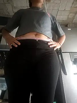 anabellagon online show from March 23, 2026, 7:51 pm