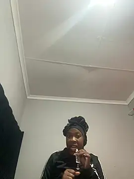 xxxchocolatepussy online show from July 11, 2026, 7:27 pm