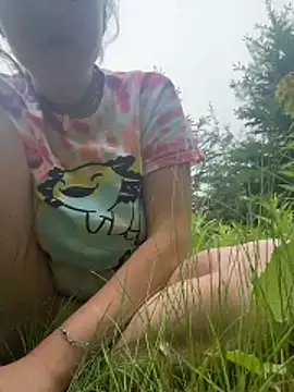 mango-kitty online show from May 31, 2026, 5:53 pm