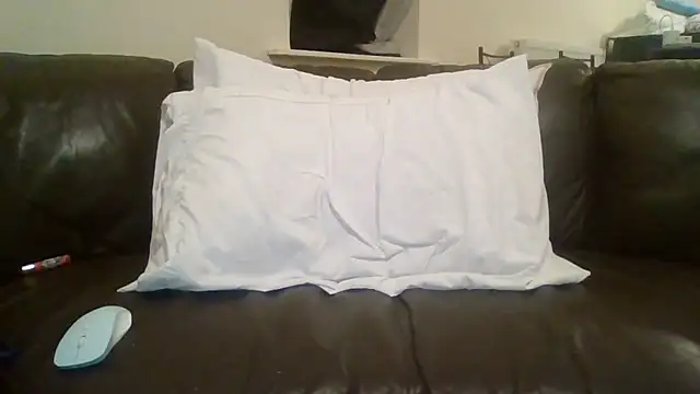 feetlovrr94 online show from March 24, 2026, 3:22 am