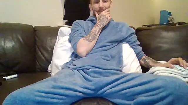 Snapshot of feetlovrr94 chatting on April 9, 2026, 1:38 am feetlovrr94 online show from April 9, 2026, 1:38 am