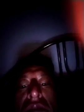 jirafa1995 online show from March 26, 2026, 9:59 am