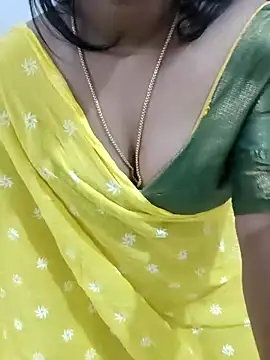 Snapshot of Ramya_456 chatting on May 13, 2026, 4:54 am Ramya 456 online show from May 13, 2026, 4:54 am