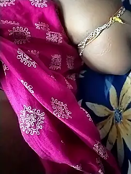 Snapshot of deshi_girl_2007 chatting on April 12, 2026, 12:26 am deshi girl 2007 online show from April 12, 2026, 12:26 am