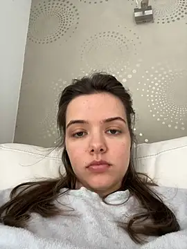 AForbiddenFlower online show from April 15, 2026, 6:09 am