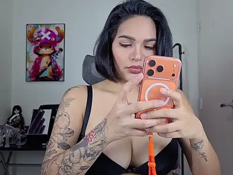 Snapshot of monicaconde chatting on April 7, 2026, 8:04 am monicaconde online show from April 7, 2026, 8:04 am