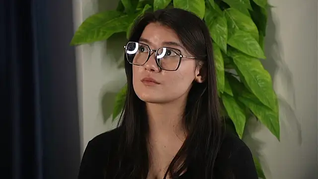 KandisKuy online show from March 26, 2026, 2:11 pm