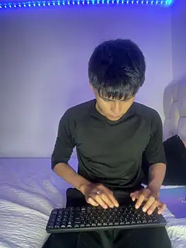 Snapshot of LYAN_DYLAN chatting on March 26, 2026, 10:15 pm LYAN DYLAN online show from March 26, 2026, 10:15 pm