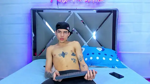 TommyBisex online show from March 24, 2026, 6:18 am