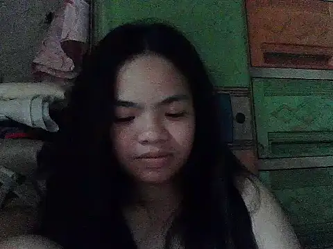 Snapshot of pretty_pinky06 chatting on April 10, 2026, 2:00 pm pretty pinky06 online show from April 10, 2026, 2:00 pm