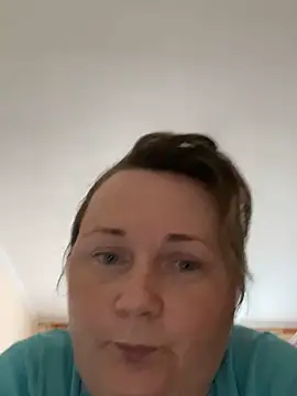 CelinSpenser online show from April 2, 2026, 3:20 pm