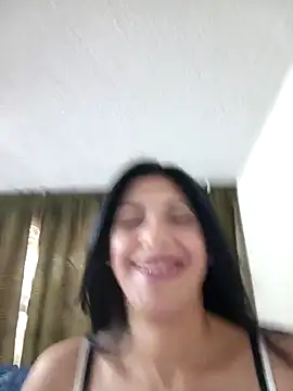 Snapshot of SamanthaRosse01_ chatting on March 29, 2026, 9:15 pm SamanthaRosse01 online show from March 29, 2026, 9:15 pm