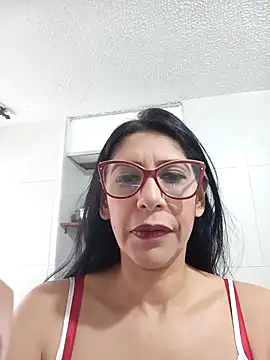Snapshot of SamanthaRosse01_ chatting on April 19, 2026, 6:10 pm SamanthaRosse01 online show from April 19, 2026, 6:10 pm