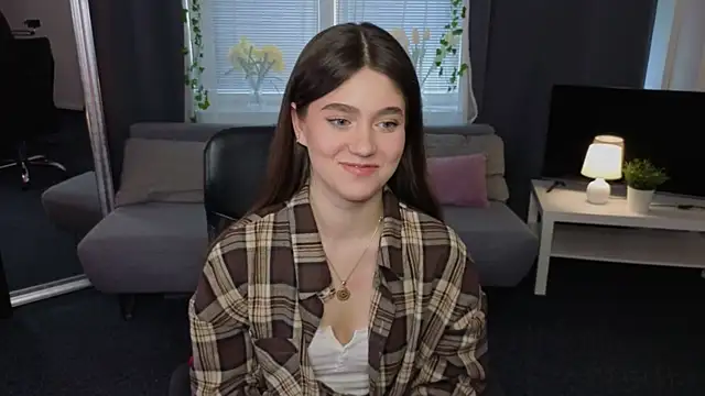 Snapshot of SunnyBloss chatting on March 27, 2026, 1:11 pm SunnyBloss online show from March 27, 2026, 1:11 pm