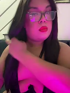 Snapshot of NicoleBBigAss chatting on May 10, 2026, 2:50 am NicoleBBigAss online show from May 10, 2026, 2:50 am