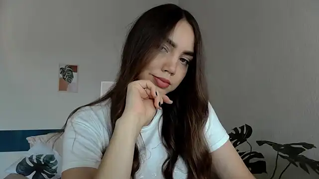 Snapshot of NebulaaHaven chatting on June 2, 2026, 3:58 pm NebulaaHaven online show from June 2, 2026, 3:58 pm