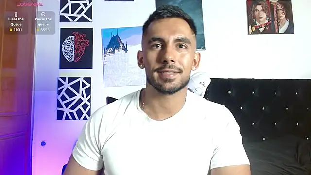 romanpearce  online show from June 27, 2026, 10:59 pm