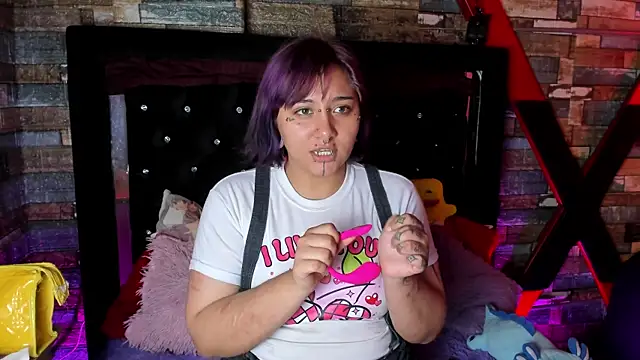 Snapshot of fresa_Wafflera chatting on June 3, 2026, 3:42 am fresa Wafflera online show from June 3, 2026, 3:42 am