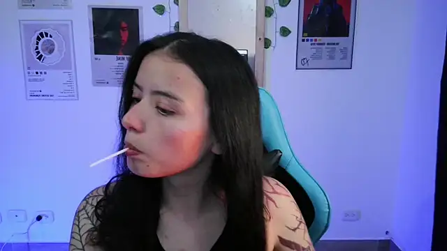 JadeMonet  online show from March 25, 2026, 1:44 am